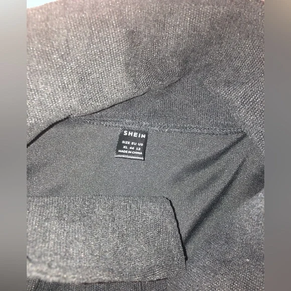 Sweater - Picture 6 of 7